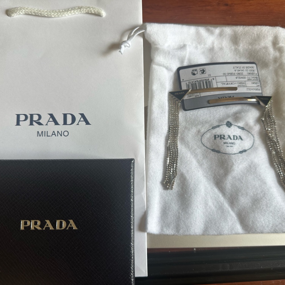 Prada crystal-embellished triangle logo hair barrettes - Picture 4 of 8